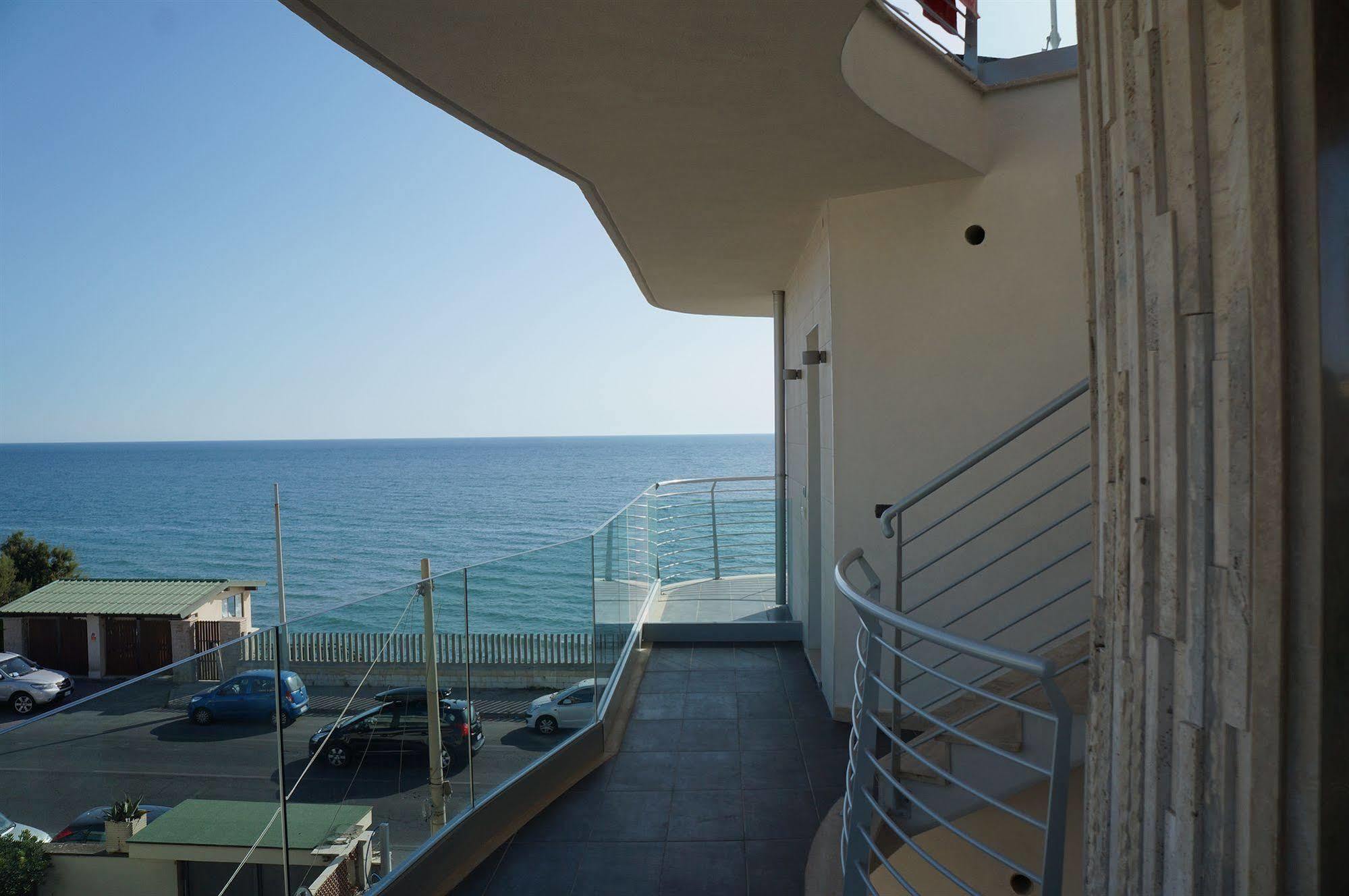 Hotel L'Approdo Anzio Exterior foto